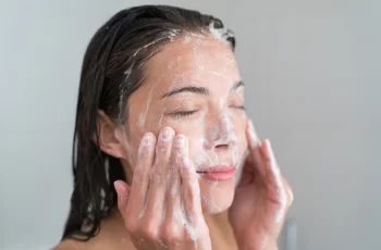 Can you Mix Salicylic Acid and Niacinamide and Hyaluronic Acid?