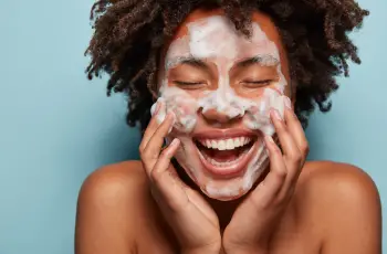 Combining Lactic Acid with a Salicylic Acid Mask: What to Know