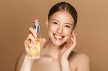 Cleansing Oils Explained: Benefits and Best Uses for Skin Types