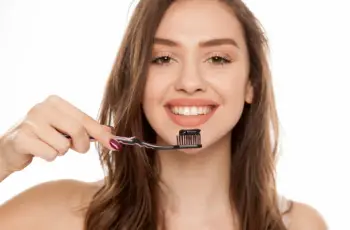 A Step-by-Step Guide to Using Activated Charcoal for Teeth Whitening