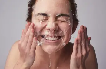 How to Wash Your Face Like a Skincare Expert