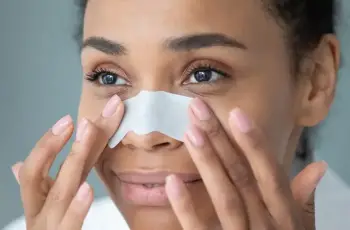 How to Remove Blackheads Safely