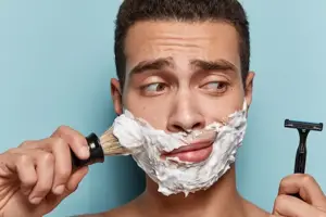 Shaving advice and skin care for men