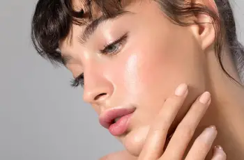 Glass Skin Routine: How To Achieve Hydrated, Glossy Skin