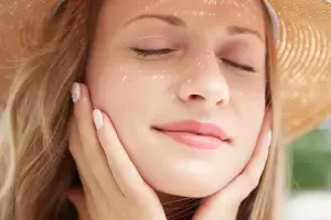 How to Revamp Your Skin-Care Routine for the Summer Heat