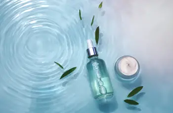 Are Mineral Oils Safe for Your Skin? A Comprehensive Guide Are Mineral Oils Safe for Your Skin? A Comprehensive Guide