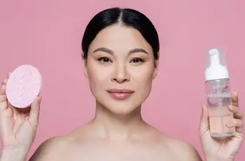 Skincare-Infused Makeup: Enhancing Beauty with Skin-Boosting Benefits