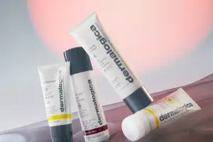 Skincare Tips to Defend Against Sun, Pollution, and Blue Light