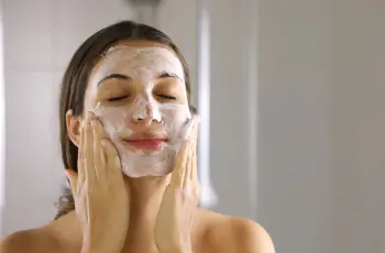 Water in Skin Care: Benefits, Risks, and Best Types Water in Skin Care: Benefits, Risks, and Best Types