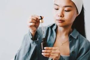 Mixing Vitamin C with AHA and BHA: Safe Guide