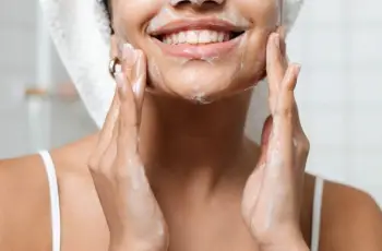 What Is the Skin Barrier? Functions, Issues, and Fixes What Is the Skin Barrier? Functions, Issues, and Fixes