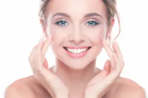 Why Does My Skin Look Dull? 5 Common Causes and How to Bring Back Your Glow