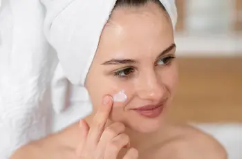 Top Moisturising Mistakes That Could Sabotage Your Skincare Routine