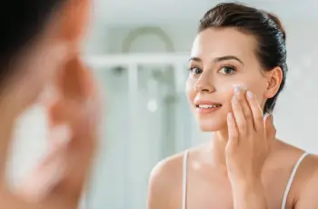 7 Sneaky Beauty Habits That Harm Your Skin — Fix Them Now!