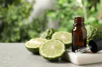 Exploring Bergamot Oil: Skincare Benefits and Sun Sensitivity Risks
