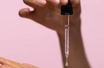 Sunbeds and Retinol: What You Need to Know Sunbeds and Retinol: What You Need to Know
