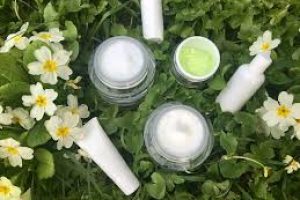 Vitamin C Before Retinol? Here’s What You Need to Know