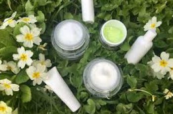 Vitamin C Before Retinol? Here’s What You Need to Know