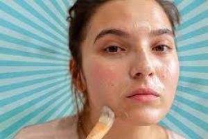 Cheek Acne Causes and Home Remedies: Effective Tips for Clearer Skin