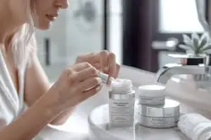 Retinol Unveiled: A Complete Guide to Benefits, Usage, and Tips