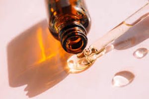 Glycolic Acid vs. Salicylic Acid Derms Explain the Difference