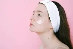 Essential Skincare Tips After Professional Facial Extractions for Clear Skin