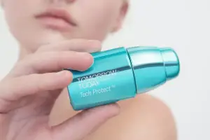 15 Best Blue Light Skin-Care Products to Guard Against Tech Screens