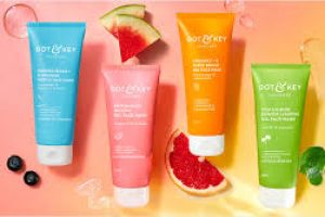 Complete Guide to the Best Face Washes for Fading Dark Spots