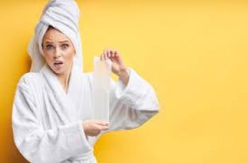 Waxing and Retinol: Skincare Do’s and Don’ts for Healthy Skin Waxing and Retinol: Skincare Do’s and Don’ts for Healthy Skin