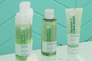 Tea Tree Oil, Witch Hazel, and Retinol: Safe Skincare Combinations?