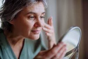 Prevent and Treat Aging Skin With Smart Skincare Choices
