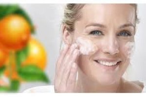 Exfoliating Before a Mask: The Secret to Glowing Skin