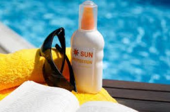 Does Sunscreen Expire? Skincare Facts You Shouldn’t Ignore