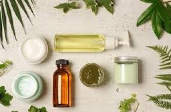 Skincare Guide: Layering Mandelic Acid and Retinol Effectively Skincare Guide: Layering Mandelic Acid and Retinol Effectively