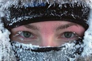 The Ultimate Face Cream Guide to Prevent Windburn While Skiing