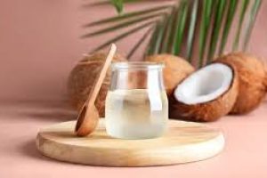 Coconut Oil Derivatives for Clear Skin Without Clogged Pores