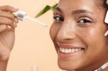 How to Safely Use Salicylic Acid Powder in Skincare