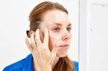 Avoid These 5 Eye Serum Mistakes for Better Results