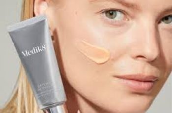 Listen to Your Skin: 6 Moments to Pause Retinal Use