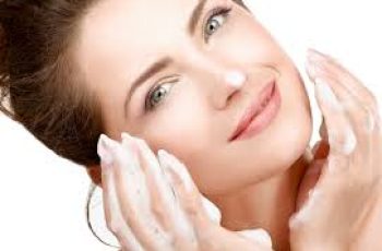 Moisturising Mistakes You’re Probably Making—and How to Fix Them