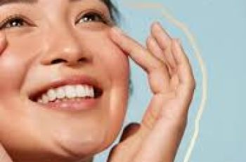 Your Moisturiser Isn’t Working? These Habits Might Be Why