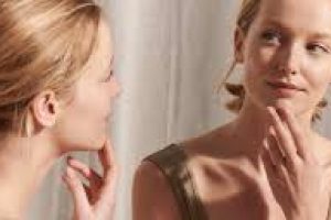 Boost Skin Health and Reduce Puffiness with Lymphatic Drainage Massage