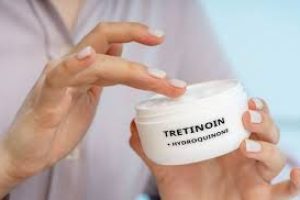 Can You Safely Use Retinol and Hydroquinone Together?