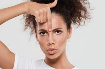 Effective Skincare and Lifestyle Tips to Reduce Forehead Wrinkles Effective Skincare and Lifestyle Tips to Reduce Forehead Wrinkles