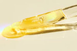 Canola Oil in Skincare: What Dermatologists Say About Its Safety