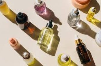 Hyaluronic Acid: Skincare Essential or Overhyped Beauty Industry Trend? Hyaluronic Acid: Skincare Essential or Overhyped Beauty Industry Trend?