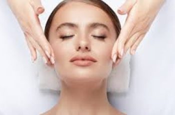 How the Right Melasma Cleanser Strengthens Your Daily Skincare Plan