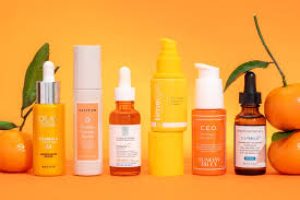 Hyaluronic Acid and Vitamin C Oil: A Powerful Skincare Routine