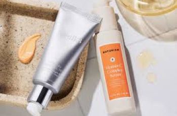 The Ultimate Skincare Guide to Combining Retinol, Vitamin C, and HA