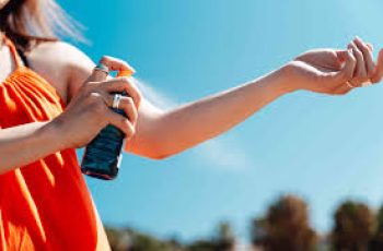 Does Daily Sunscreen Still Allow Enough Vitamin D Production Safely? Does Daily Sunscreen Still Allow Enough Vitamin D Production Safely?